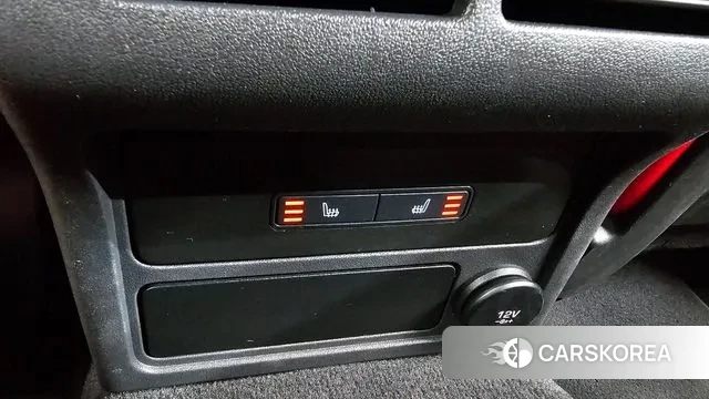 Jaguar XE id 3095244 из Кореи 8