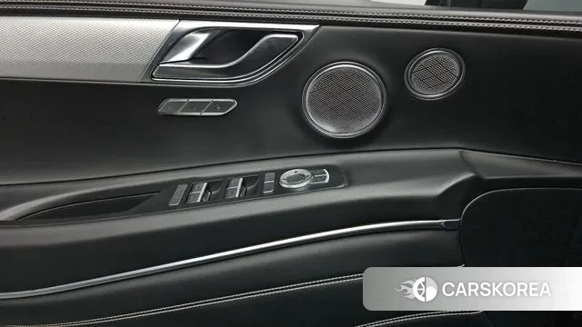 Genesis GV80 id 3064417 из Кореи 8