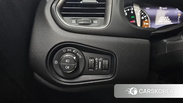 Jeep Renegade id 3022864 из Кореи 8