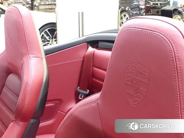 Porsche 911(992) id 3745601 из Кореи 8