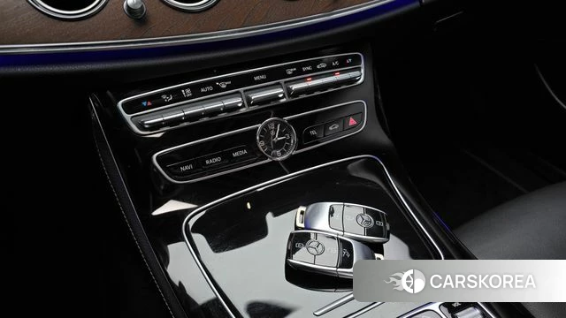 Mercedes-Benz E-Class W213 id 4372003 из Кореи 8