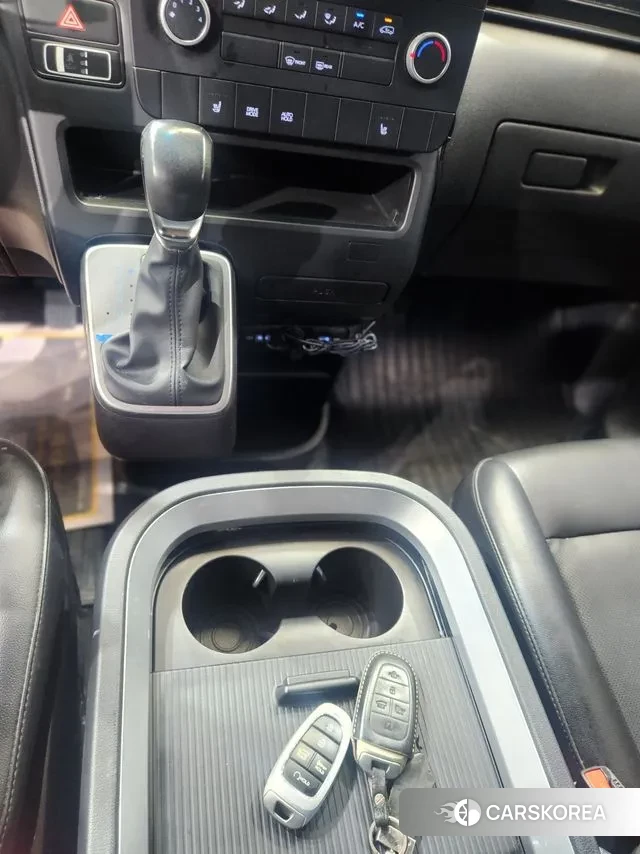 Hyundai Staria id 3224433 из Кореи 8