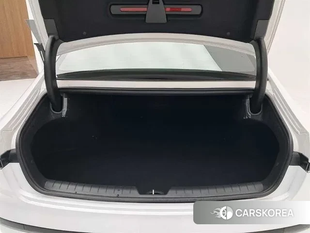 Hyundai Grandeur Hybrid (GN7) id 3332965 из Кореи 8