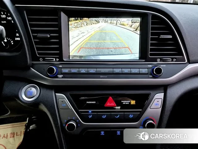 Hyundai Avante AD id 3434627 из Кореи 8