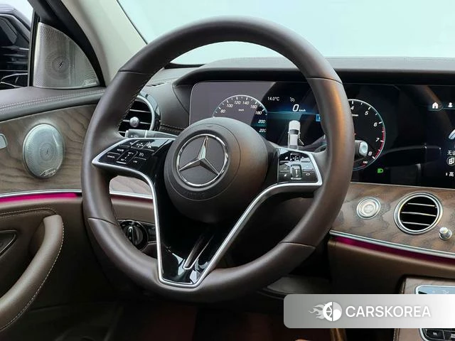 Mercedes-Benz E-class id 4236384 из Китая 8