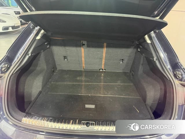 Audi Q3 (F3) id 4206661 из Кореи 8