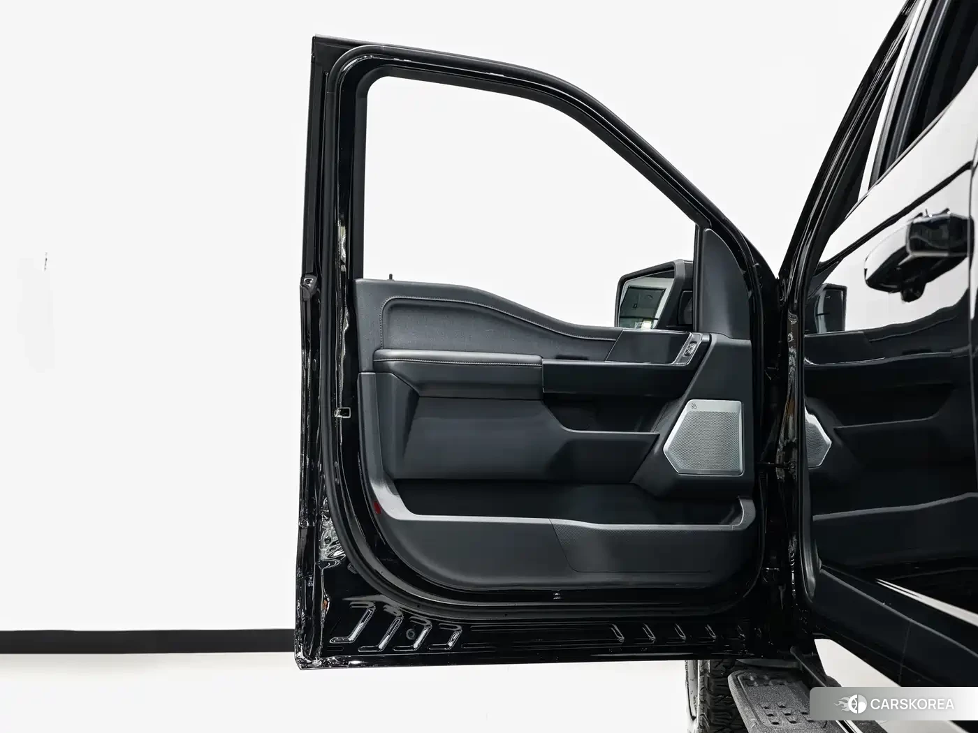 Ford F-150 id 4599641 из Китая 8