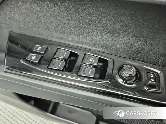 Ssangyong Torres id 4716015 из Кореи 8