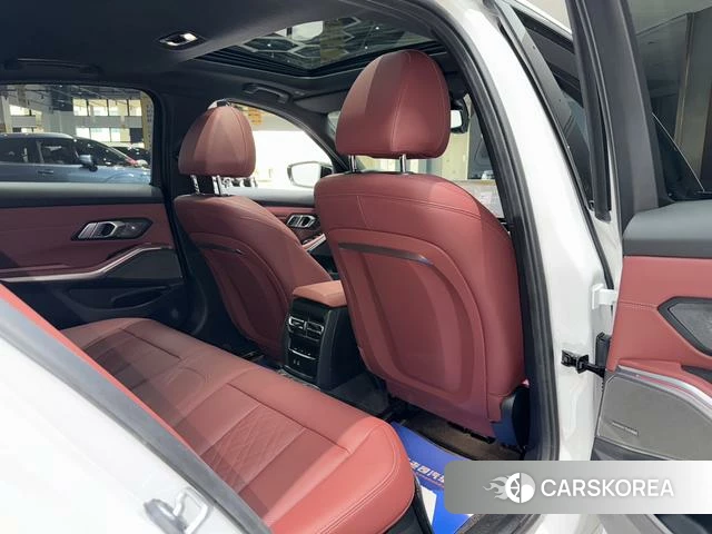 BMW 3 series id 4299579 из Китая 8
