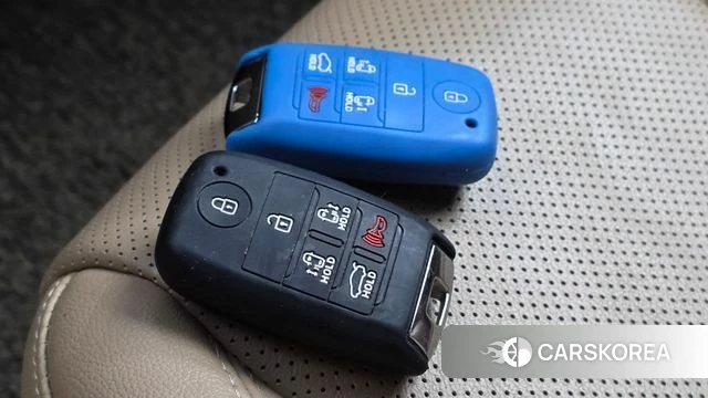 Kia The New Carnival id 3943035 из Кореи 8