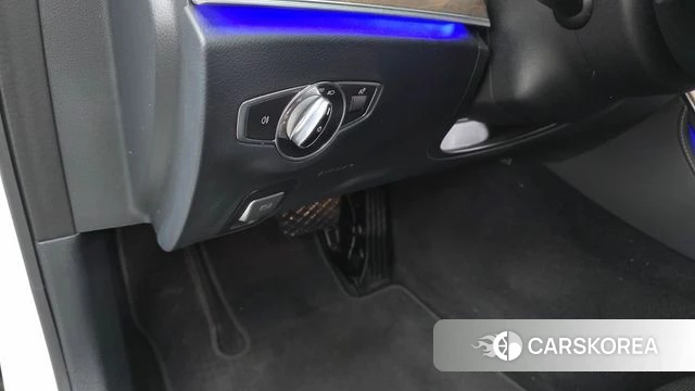 Mercedes-Benz E-Class W213 id 4682924 из Кореи 8
