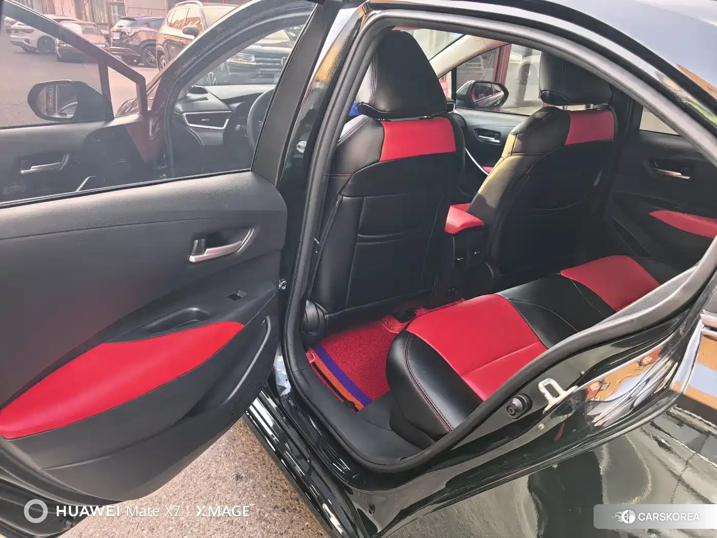 Toyota Corolla id 4583809 из Китая 8