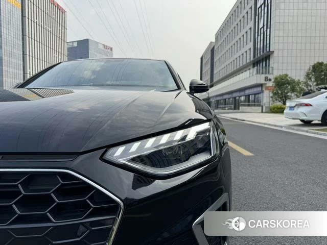 Audi A4L id 4313859 из Китая 8