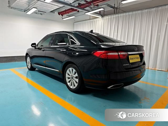 Ford Taurus id 4214119 из Китая 8
