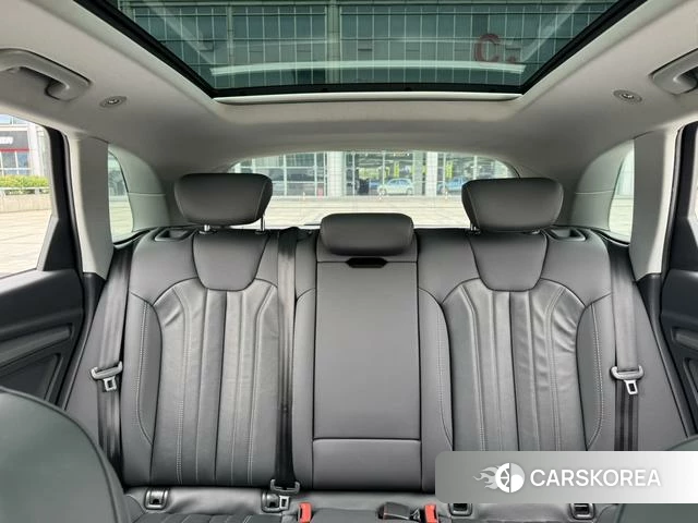 Audi Q5L id 4272704 из Китая 8