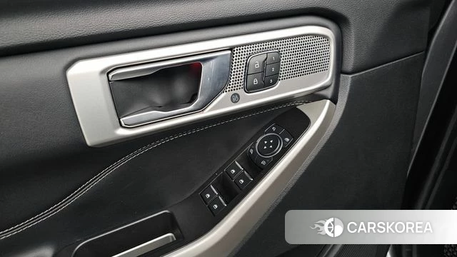 Ford Explorer 6th Generation id 3812114 из Кореи 8