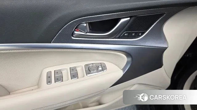 Genesis The New G70 id 3727417 из Кореи 8