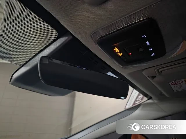 Toyota Prius 5th Generation id 3294530 из Кореи 8