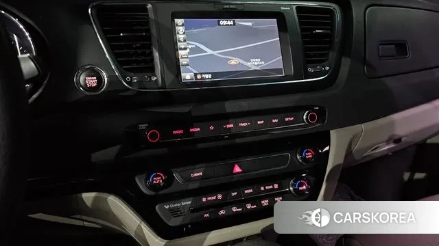 Kia The New Carnival id 3474493 из Кореи 8