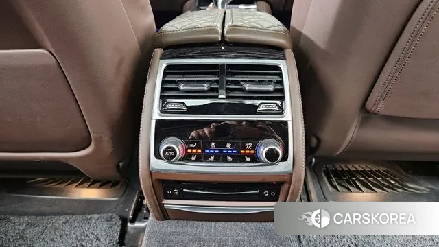 BMW 7 Series (G11) id 3385185 из Кореи 8