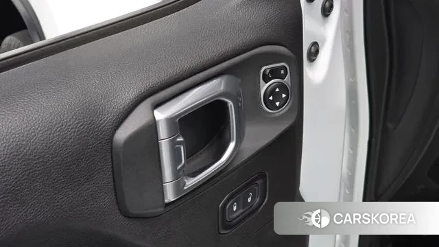 Jeep Wrangler (JL) id 3474267 из Кореи 8