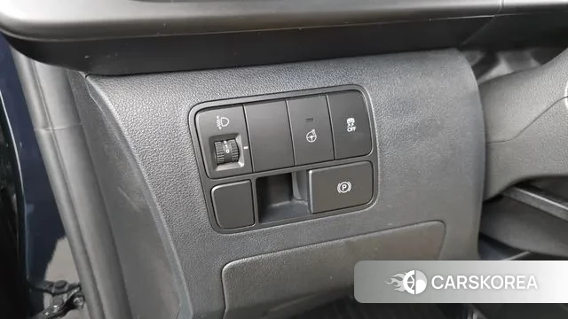 Hyundai Staria id 3711742 из Кореи 8