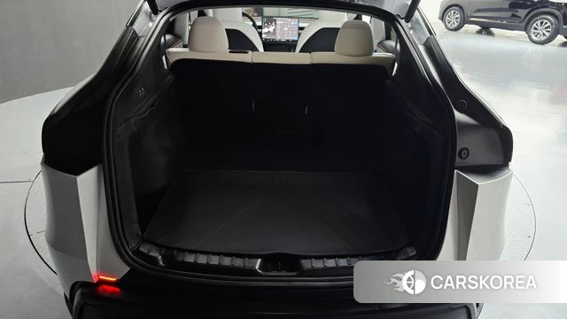 Tesla Model Y id 4336588 из Кореи 8