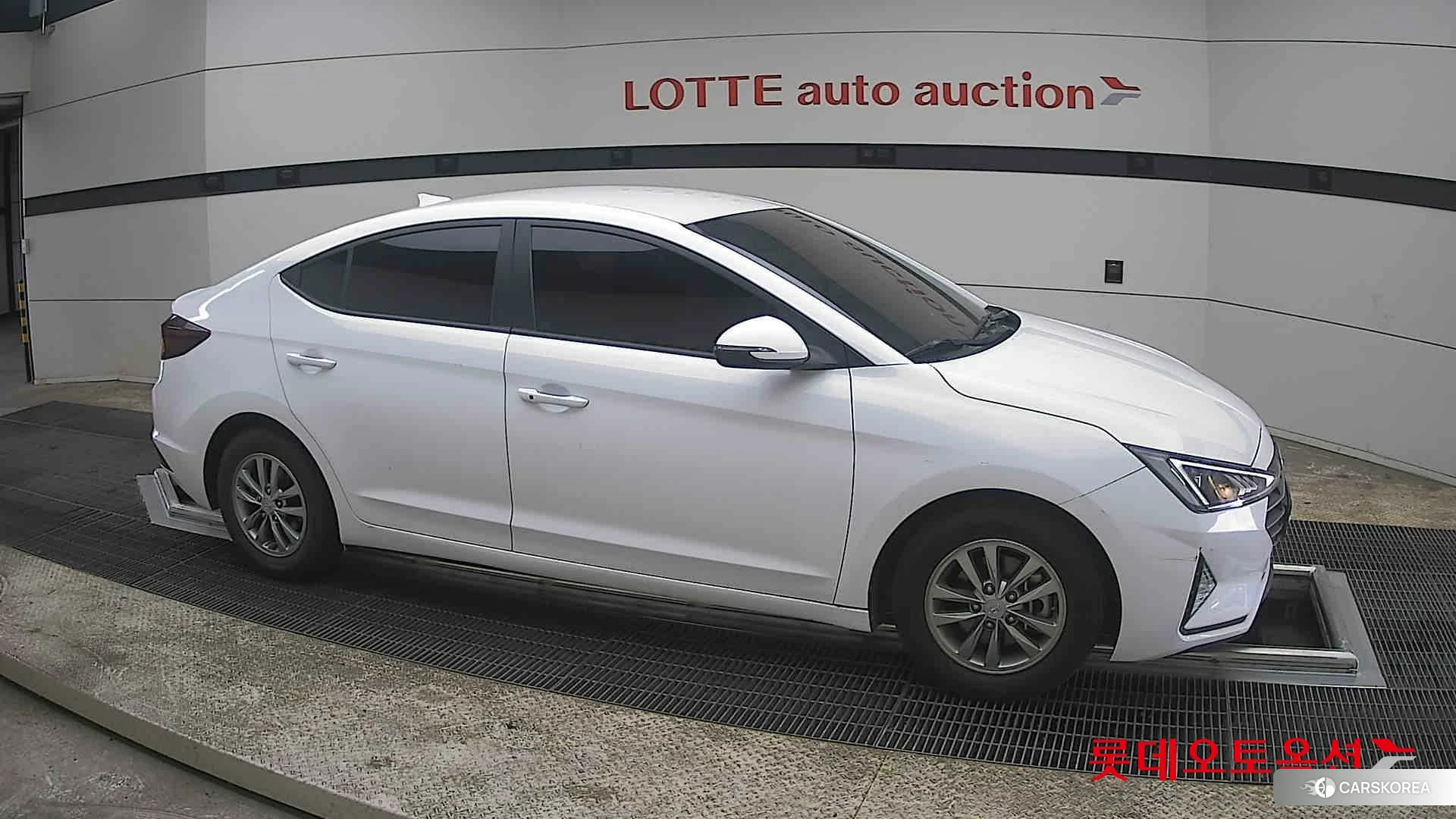 Hyundai Avante id 3869350 из Кореи 8