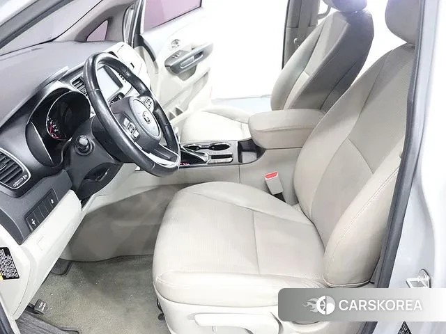 Kia The New Carnival id 3627177 из Кореи 8