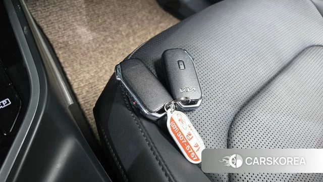 Kia Di Ol Nu Niro id 4618930 из Кореи 8