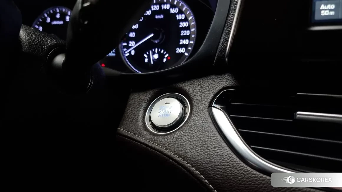 Hyundai Grandeur IG id 1629697 из Кореи 8