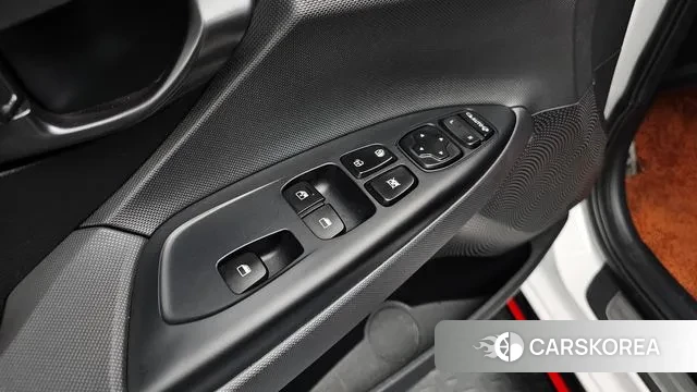 Hyundai Veloster (JS) id 3691603 из Кореи 8