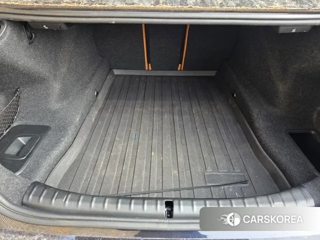 BMW 5 Series (G30) id 3586428 из Кореи 8