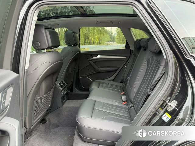 Audi Q5L id 4297714 из Китая 8