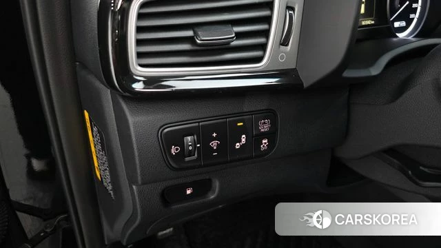 Kia Niro id 3879900 из Кореи 8