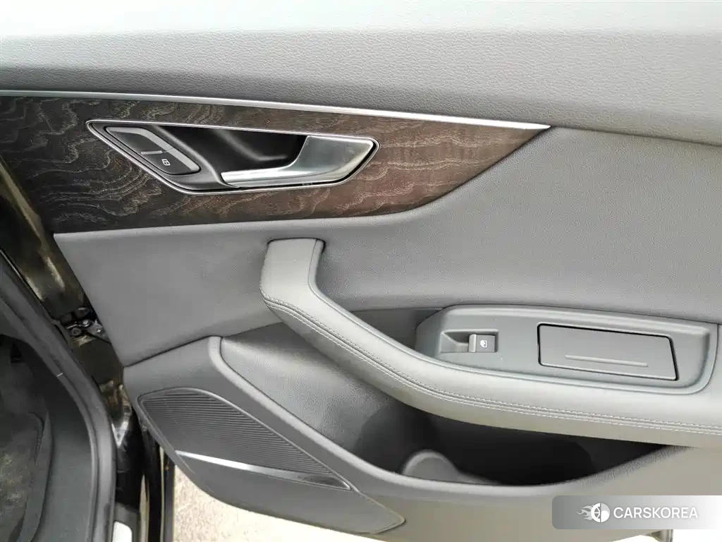 Audi Q8 id 4659791 из Китая 8
