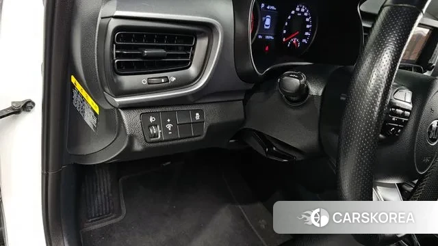 Kia Stonic id 3215243 из Кореи 8