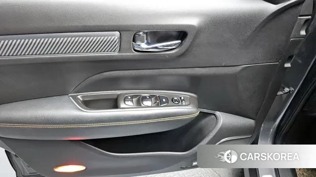 Renault Korea (Samsung) The New QM6 id 3765824 из Кореи 8