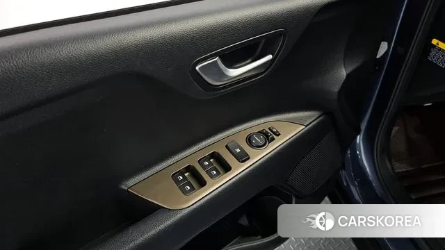 Kia Stonic id 3284139 из Кореи 8