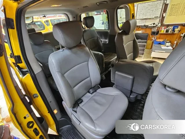 Hyundai The New Grand Starex id 3789721 из Кореи 8