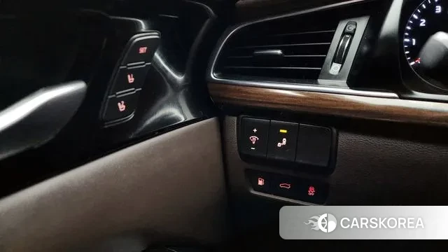 Kia Come New K7 id 3723771 из Кореи 8