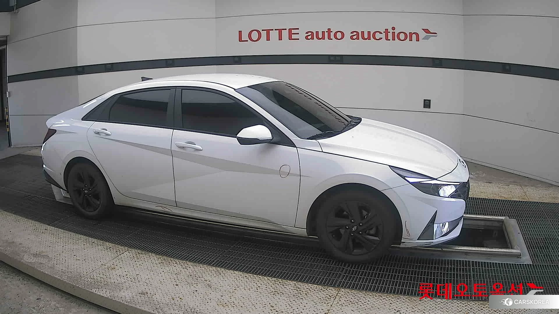 Hyundai Avante Hybrid id 4679332 из Кореи 8