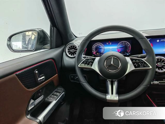 Mercedes-Benz GLB id 4265694 из Китая 8