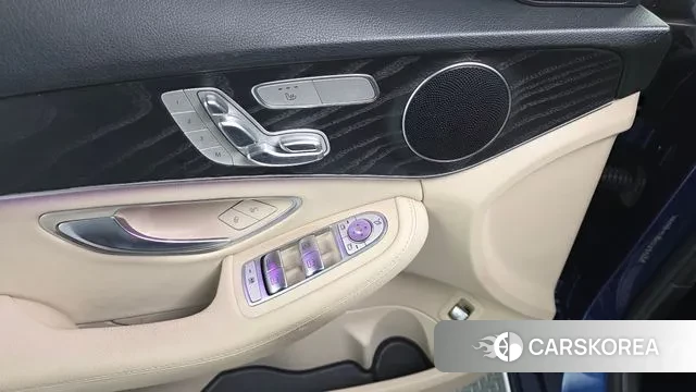 Mercedes-Benz C-Class W205 id 3687465 из Кореи 8