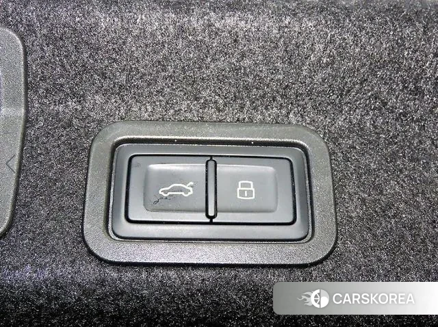 Audi A6 (C8) id 3365262 из Кореи 8