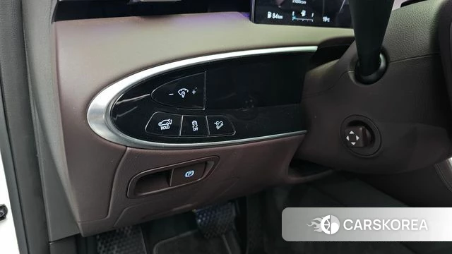 Genesis GV70 id 4302161 из Кореи 8