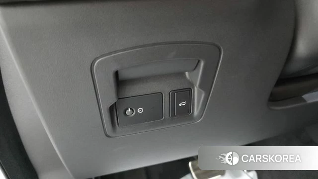 Land Rover Range Rover Velar id 4505138 из Кореи 8