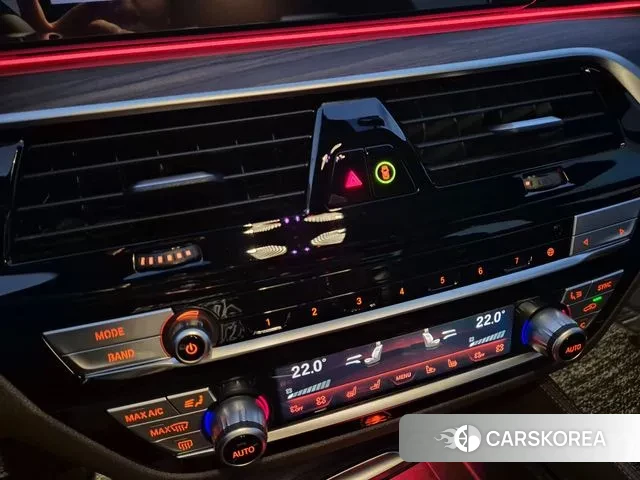 BMW 5 Series (G30) id 3425476 из Кореи 8