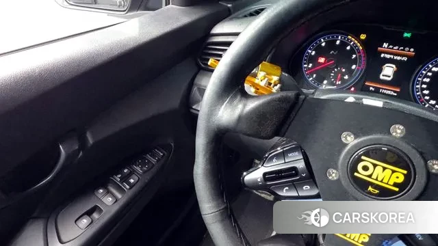 Hyundai Veloster (JS) id 3396920 из Кореи 8