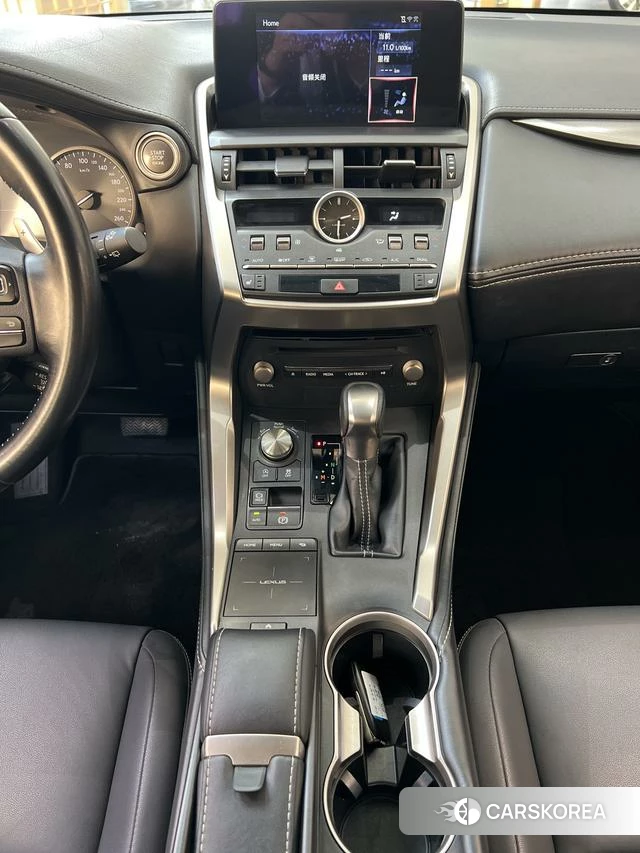 Lexus NX id 4213582 из Китая 8